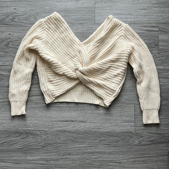 L.A.Hearts Cream Vneck Sweater Twist Back Size M - Picture 6 of 6